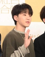 SEVENTEEN・ホシ　軍公演の練習中に前十字靭帯断裂　ファンへメッセージで直接報告