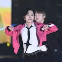 SHINee　新譜のティザーにキーが登場　活動自粛から約6カ月ぶりに復帰