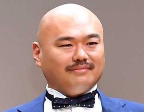 そんな人いる？クロちゃん、結婚相手に求める恐怖の5カ条　年収500万以上の運転できる20歳の鬼ギャル