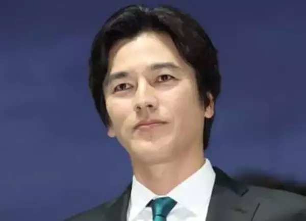 「キングダム」熱演・要潤　「全長2．85m　重さは5kg超え」王騎の矛とオフショット「待ち受けにしても良いですか」