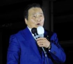 社民・ラサール石井副党首、サナエ推しの若者は「自民党が何してるか知らなくても入れちゃう」戦争・差別で2択迫る