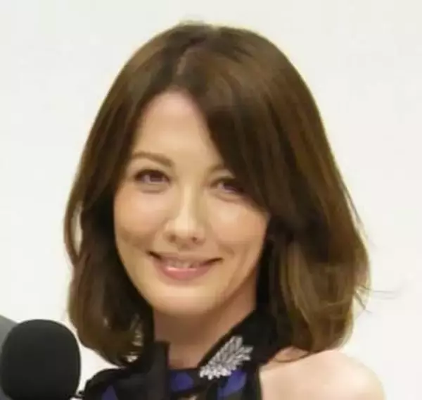 49歳で司法試験合格の元売れっ子アナ「感無量です」　3児ママ、父はノルウェー人