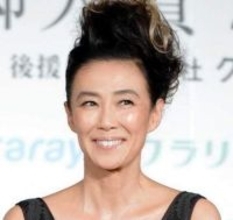 和服なのに帽子！？萬田久子の誕生日ショットが素敵過ぎる　素材はデニム、帯はレザー…神田うのも絶賛