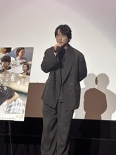 坂口健太郎「エゴサーチはする」映画レビューもチェック「素晴らしかったという声が聞きたい！」　主演映画舞台あいさつ