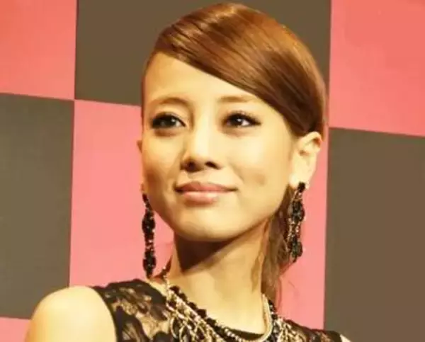 格闘家と離婚→未婚で第2子出産のあびる優　「子供は？家族はどうした？」の声に「ご心配なさらずに」