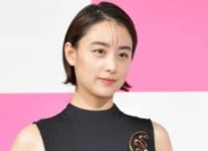 山本美月　フラミンゴに「感動したーーー！」肩乗りリスザルには「積極的すぎる」長崎の動物園満喫