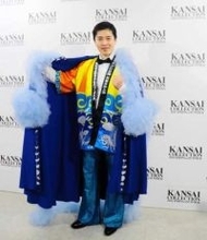 吉村洋文知事　家族から“ダメ出し”「何これ？」「恥ずかしい」ド派手衣装で関コレ登場　