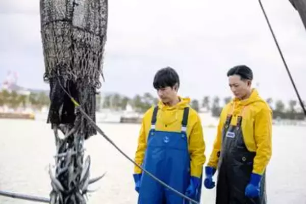 そうだ、地元だ！【VIVANT】アゼルバイジャン漁港シーンに現職大臣が反応　ネットは「内閣改造はノコル？w」