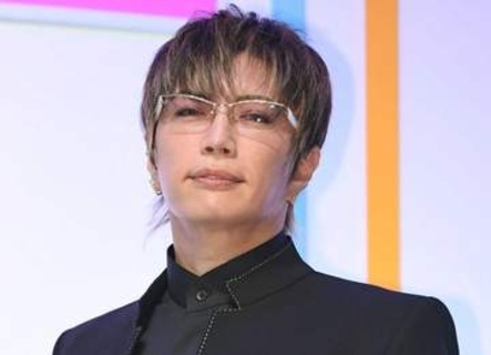 GACKT　愛車ジャガー乗車中、正面衝突され「嘘だろ」　運転手は「呂律回ってない」飲酒運転の危険訴える