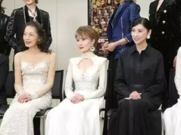 小柳ルミ子　涙の歌唱「胸がいっぱいに」　宝塚時代の同期、大物女優と歌唱　黒木瞳がMC