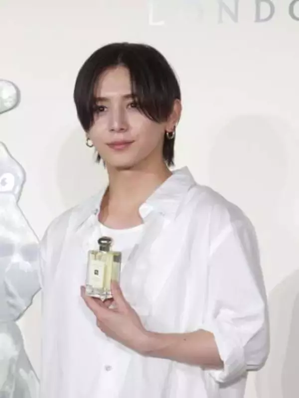 山田涼介　香水まといニヤリ「僕を嗅ぎたいですよね？」幼少期の海の思い出も明かす