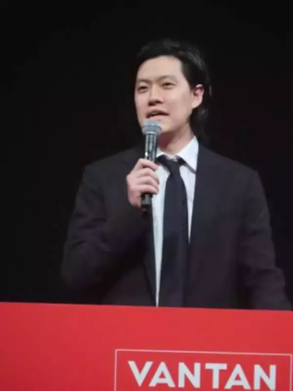 粗品「理不尽を『好き』という熱量だけで超えていけるやつだけが成功します」専門スクール入学式で全力エール