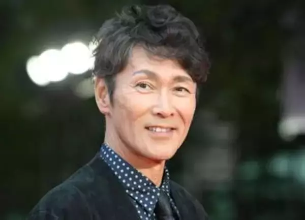 「足長！」20キロ超減量の元木大介氏　元TOKIO長瀬智也との2ショで驚きの声「若いッ」「スタイル良すぎ」