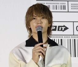 佐野勇斗　突然、池袋の公園に現れ騒然→かなりの重大発表に歓声が空を貫く