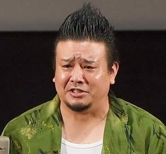 大自然解散のロジャー沖縄、父親の意外な職業明かしスタジオもびっくり　みなみかわが「親父に雰囲気似てる」