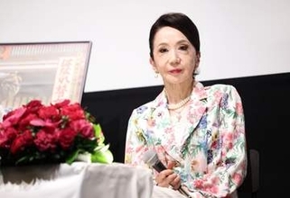 岩下志麻85歳　夫・篠田正浩さん逝去後初の公の場　この1年は「喪失感が大きくて…」と明かすも「58年間本当に幸せ」と感謝伝える