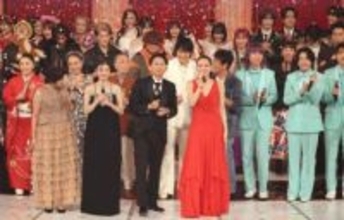 「いつから？？」紅白ENDでまさか歌手が大ボケして騒然w「誰かツッコみ」「目が離せない」「乗っけてはる」