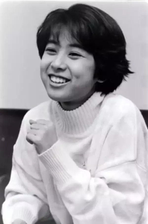 「14歳のまま」「懐かしい～」ビオレCMで一世風靡の元アイドル56歳　変わらなすぎる姿で「デビュー40周年」報告