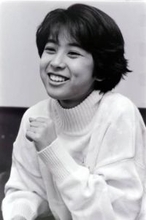 「14歳のまま」「懐かしい～」ビオレCMで一斉風靡の元アイドル女優56歳　変わらなすぎる姿で「デビュー40周年」報告