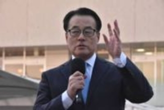 【中道】落選の岡田克也氏　議員会館撤収「残されたのは、カエルだけです」　前日訪れた辻元清美議員は「涙が出そうに」