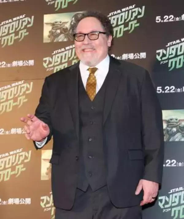「スター・ウォーズ」最新作のファヴロー監督「ロス市民は大谷翔平のおかげで緑茶大好き」自身も日課で「毎日ペットボトル2本飲む」