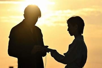 未回収案件「リブート」合六アジトで真北兄弟が密約乾杯→背後で耳すまし監視する人物が映ってた　まさか正体説　乗り込んだ夏海一香を殴るもグル？