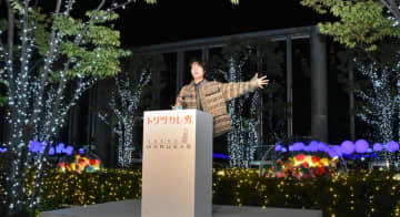 Aぇ!group佐野晶哉 関西の冬を照らすイルミネーション点灯 「最近はキラキラしっぱなしです」