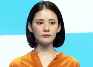 お、おリヨ様～♡イメージ一変のヘアカット「レイヤーが舞い戻って嬉しすぎる」和装ひっつめ髪から大変身