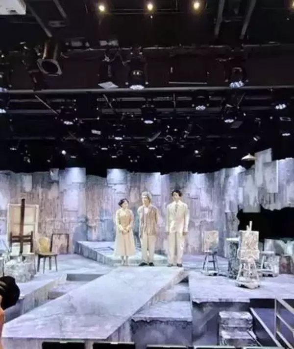 55歳マジかっ　宝塚現役中に朝ドラ主演の凄い経歴→久々に会見に現れた驚きの姿　上品な透明感と美しさが、すごっ！　純名里沙の今