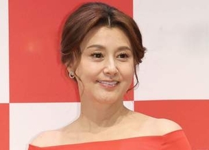 「目が釘付け」171cm藤原紀香の凄い姿に騒然　足長っ！「引き締まって綺麗」「スマート美」