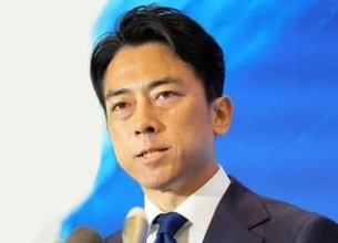 「なぜ笑い合ってるかは国家機密…」小泉防衛相　高市総理と伊勢神宮で　何？何？関係者もみな笑ってる！