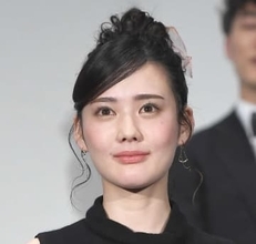 「ばけばけ」おリヨ様の心中いかに…新婚ヘブンに引っ越し祝い　OPの写真にも注目集まる【ネタバレ】