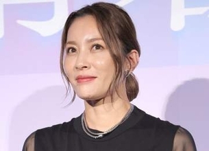 瀬戸朝香が腰椎骨折で当面休養「私の不注意により」「今は治療と療養に専念」