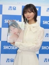 「春高バレー」で活躍の8頭身美女・蒔埜ひな「グラビアは意外と腹筋を使っています。ぷるぷるしています」