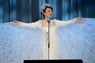 ジュディ・オング　歌手生活60周年に豪華ゲストが祝福　小林幸子が告白、ド派手衣装は「ルーツはジュディ。パクらせていただきました」