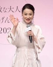 54歳・檀れいのワンピースにどよめき　華やかすぎるオーラに「おお～」仕事前に「必ずお抹茶をたてる」ルーティーンもさすが