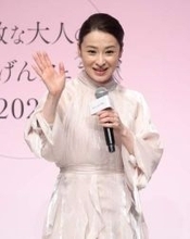 54歳・檀れいのワンピースにどよめき　華やかすぎるオーラに「おお～」仕事前に「必ずお抹茶をたてる」ルーティーンもさすが