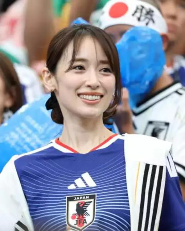 SAMURAI　BLUEを支えた美人妻たちに熱視線　山田美保子氏コラム