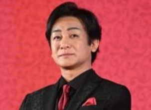 片岡愛之助、上半身を反らした瞬間に大道具が顔面直撃　入院中に中山美穂さんからメール→返信翌日に訃報のショック