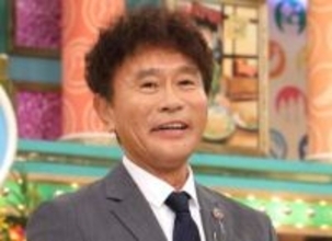 「ごぶごぶ」現れた169cmトップ女優に騒然　凄い透明感で浜田と梅田ヨドバシにいる！「めちゃくちゃお美しい」「わっか～！！」「今年50歳！？全然見えん」