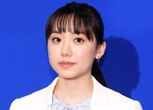 芦田愛菜の花嫁姿に涙、涙…「南田南弁護士－」で透明感あふれる純白ウエディング「涙ぐんでしまうのはなぜ」「心の中のお父さんがアワアワ」【ネタバレあり】