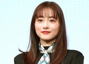 これまで使ってなかったの？石原さとみ、美顔器＆毎日フェイスパックをしたら…3日後に仰天変化