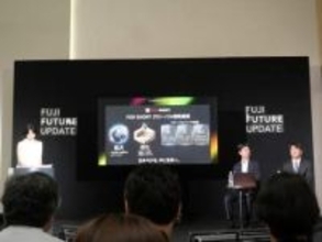 元アナでフジ社員・秋元優里さんが圧倒的存在感！ブランク感じさせない会見の切り盛り