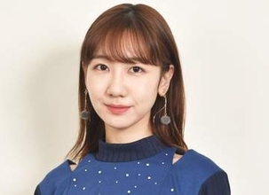 「推し同士の仲良し写真尊い」AKB＆モー娘。元メンバーがプライベートで夢コラボ？！偶然の双子コーデでディズニーシー満喫　10歳年の差仲良し2ショ