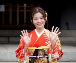 元NGT48本間日陽　2027年の願いは「芸能界を逆に乗っ取りたい」！？　「日枝神社はつもうで」イメキャラ就任で振り袖姿披露