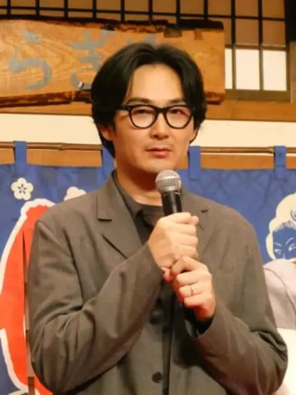 松田龍平、主演ドラマのタイトルはリュックが開いていたことで決定？「おもしろい要素がたくさんある」