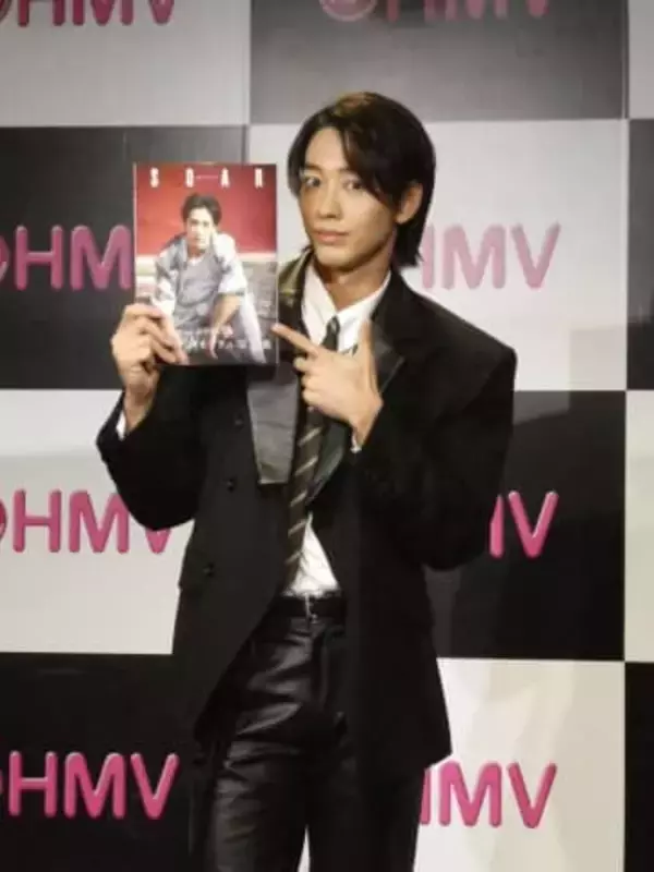 近藤頌利、人生初海外に大興奮「初めて6時間飛行機に乗りました（笑）」　マレーシアで写真集撮影