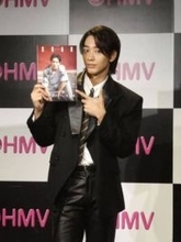 近藤頌利、人生初海外に大興奮「初めて6時間飛行機に乗りました（笑）」　マレーシアで写真集撮影