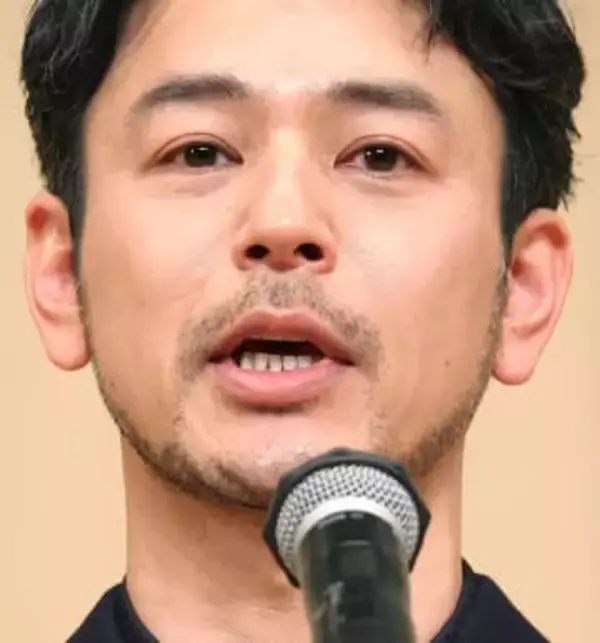 妻夫木聡　瞳潤ませ万感　初受賞「悪人」でタッグ李監督と感動共演「一緒の歴史で歩めていて光栄」