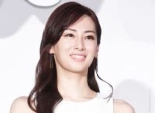 「ばけばけ」北川景子　物乞い場面写真が大反響「破れ寺に身を寄せる二人」板垣李光人と→「タエ様はカッコいい！三之丞とともに生き抜いて」